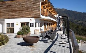 Giallo Dolomiti Wellness
